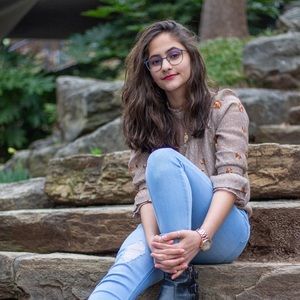 Meet your Posher, Mireille